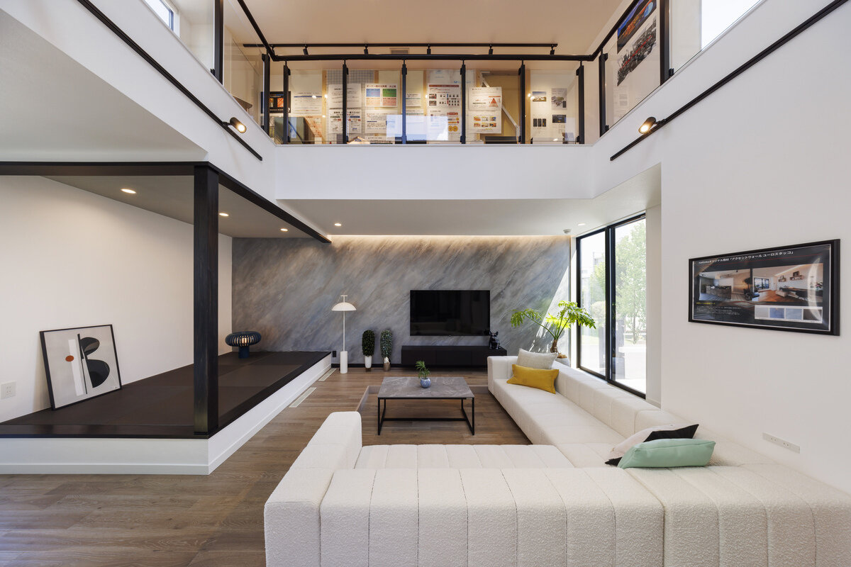 ARC style施工事例ご紹介　～デザインと素材美を両立した住まい～